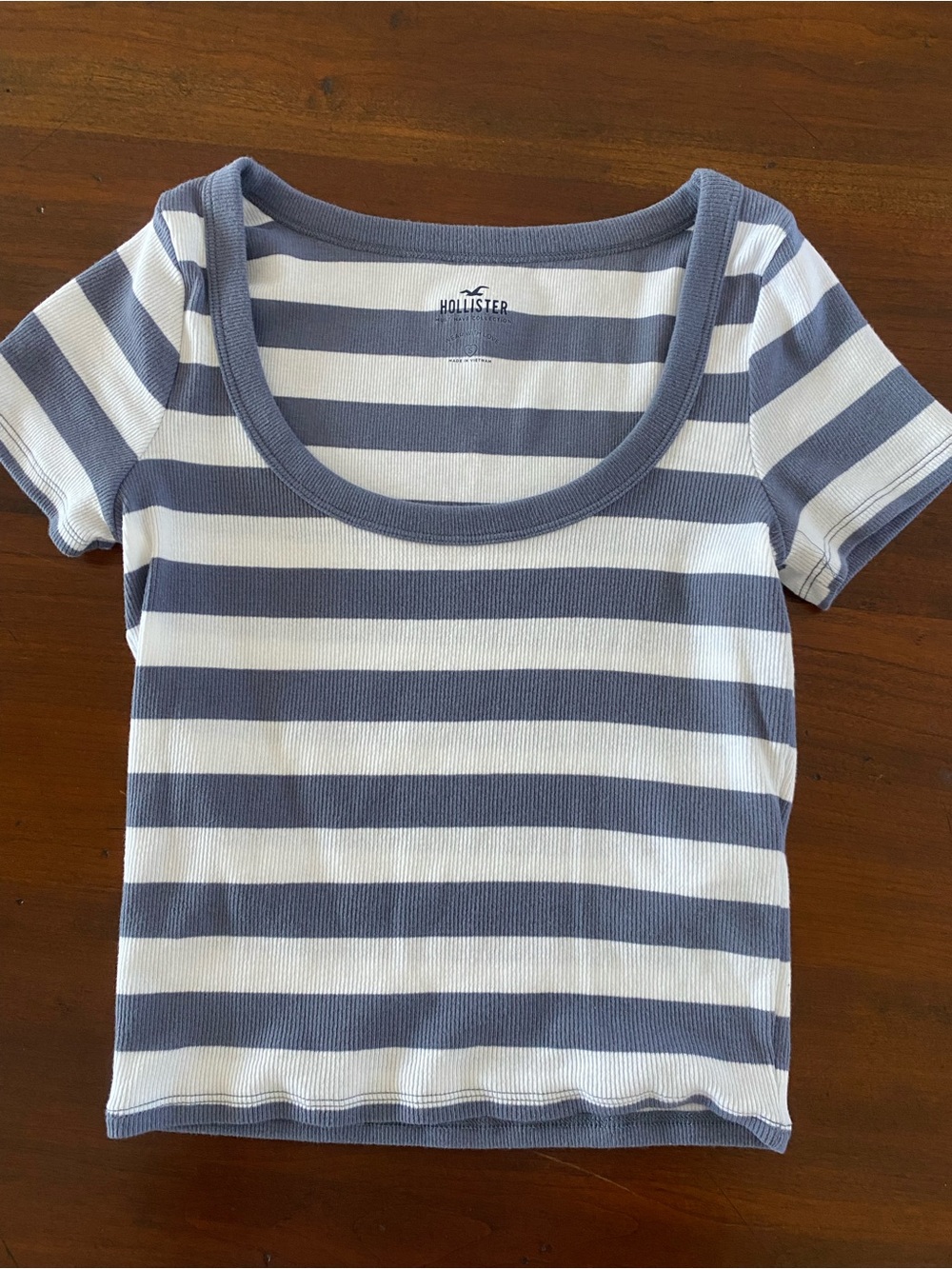 Hollister Blue and White Striped Scoop Neck Tee NWT small
